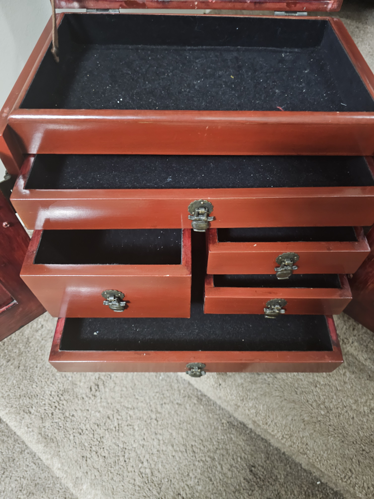 Wooden Jewelry Box (used like new) - photo 3