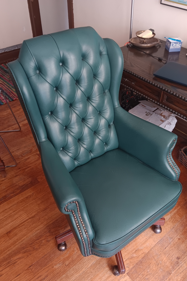 Green Tufted Wingback Office Chair - photo 2