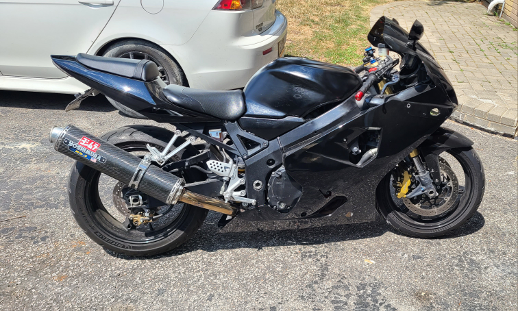 2005 Suzuki GSXR600  - Black - photo 2