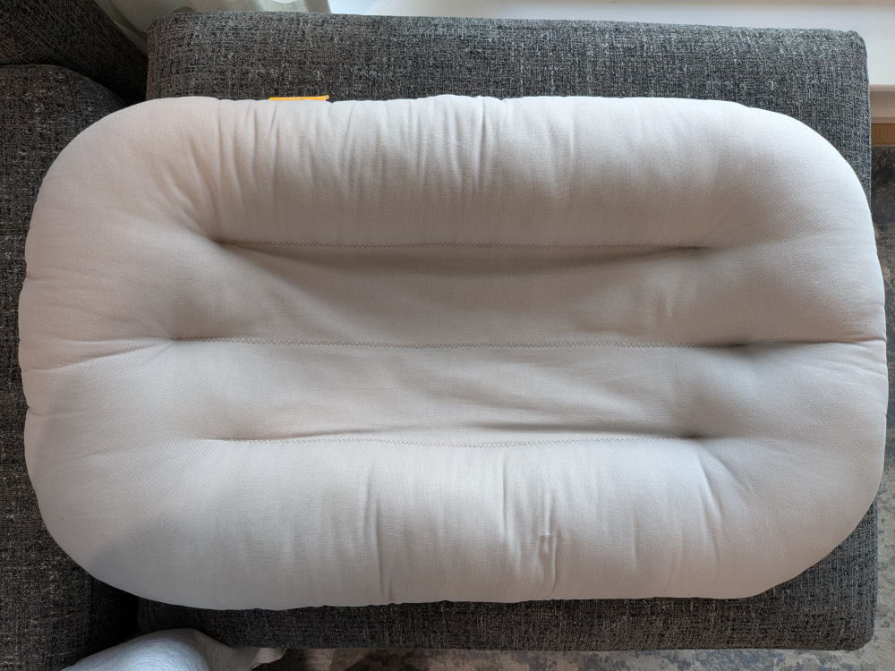 Simmons Baby Cozy Nest Lounger