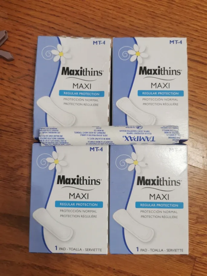 Maxithins Maxi Regular Protection Pads & Tampax Tampons thumbnail