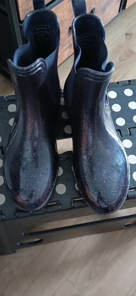 ALDO Rain Boots - Size 1 image indicator(3)