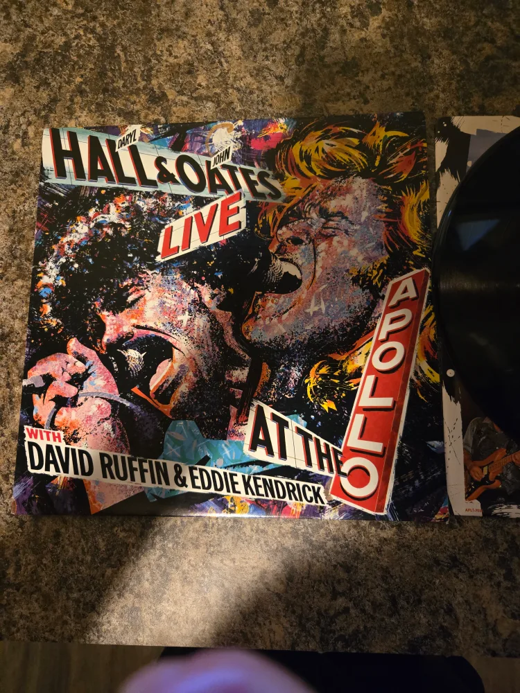 Daryl Hall & John Oates Live at the Apollo Vinyl thumbnail