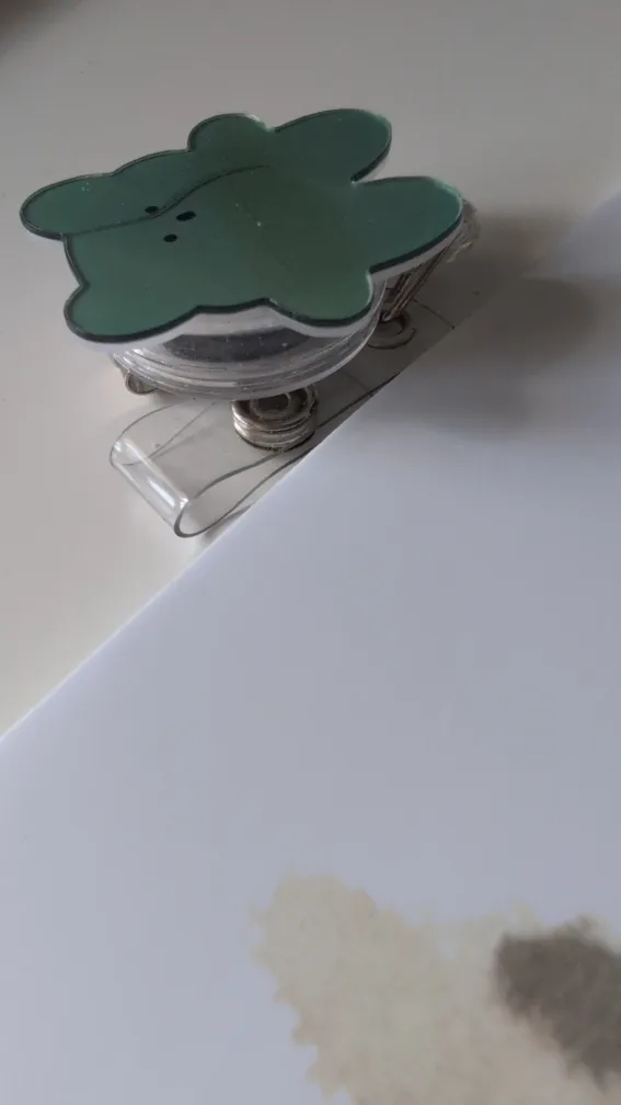 Cute Green Bear Badge Reel image indicator(2)