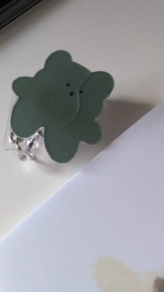 Cute Green Bear Badge Reel image indicator(3)