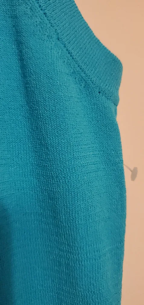 Tank Top image indicator(3)