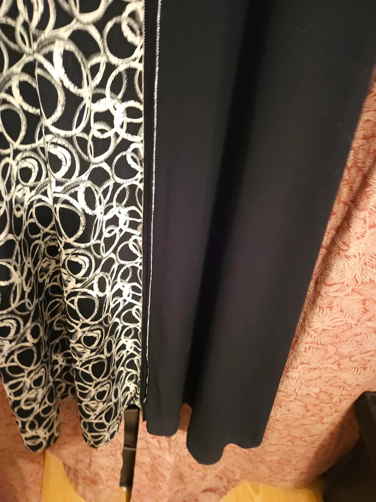 Chocolate & Cream Patterned Abaya - One Size Fits All (XXL) image indicator(7)