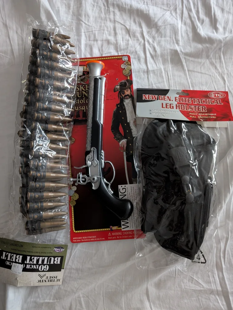 *New* Costume Accessories: Gun, Bullet Belt, Leg Holster thumbnail