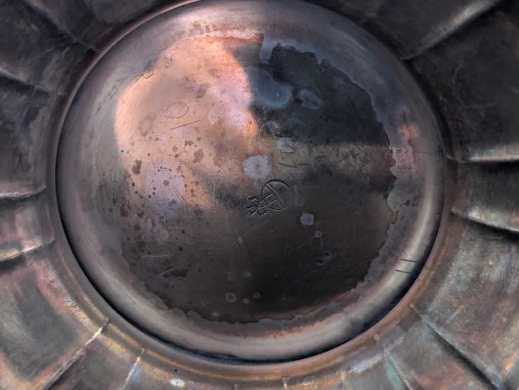 Vintage Silver Coffee Pot image indicator(2)