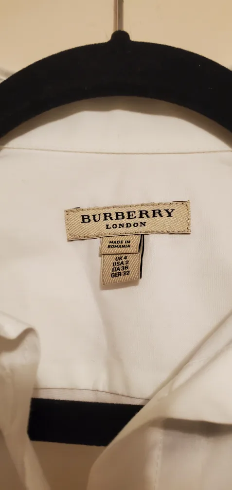 Burberry shirt image indicator(4)