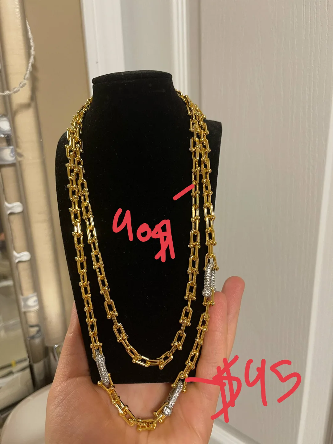 Gold Tone Fashion Necklace thumbnail