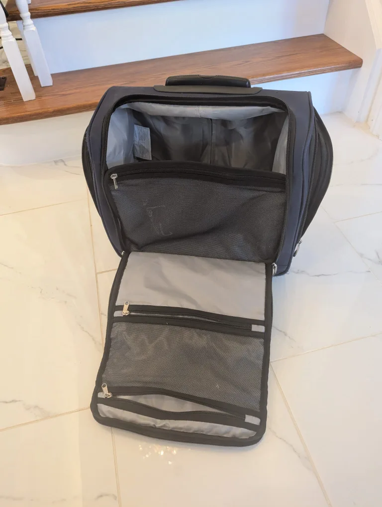 CIAO Wheeled Carry-On Bag - Navy Blue image indicator(6)