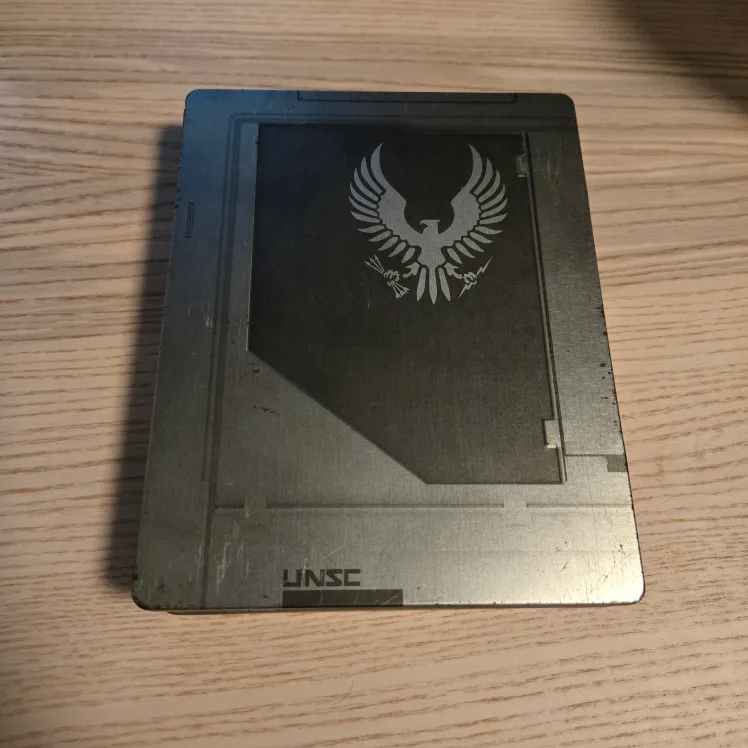 Halo 5 Guardians. Steelbok CIB. TESTED. xbox one game thumbnail