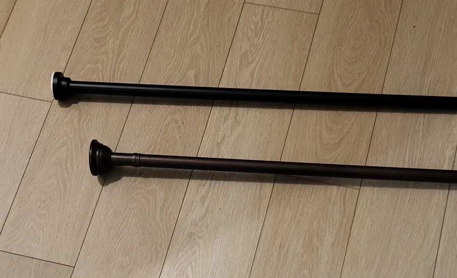 Adjustable Curtain Rods - Black & Bronze image indicator(2)