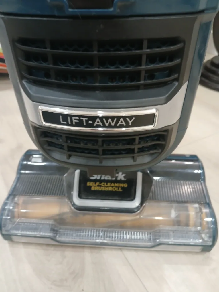 Shark Upright Vacuum Cleaner FCFS image indicator(6)