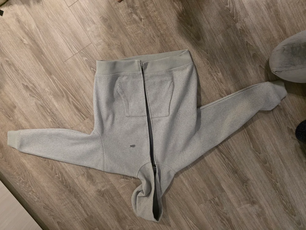 Lacoste Grey Zip-Up Hoodie, Size XL thumbnail