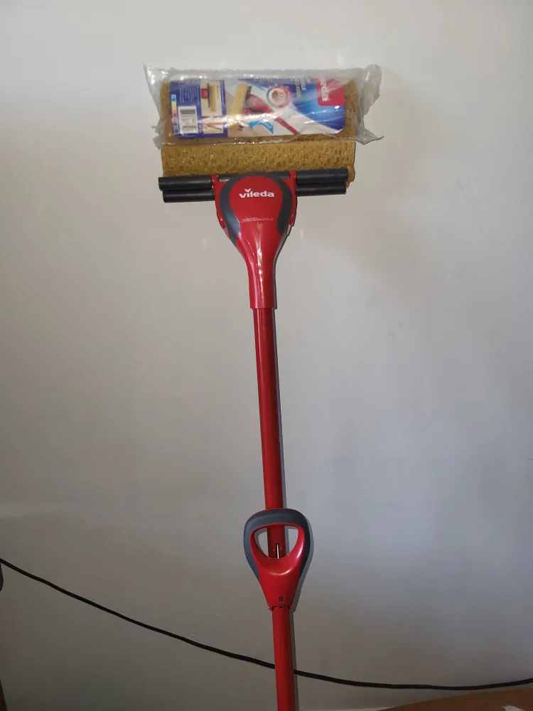 Vileda Classic Mop with Refill thumbnail