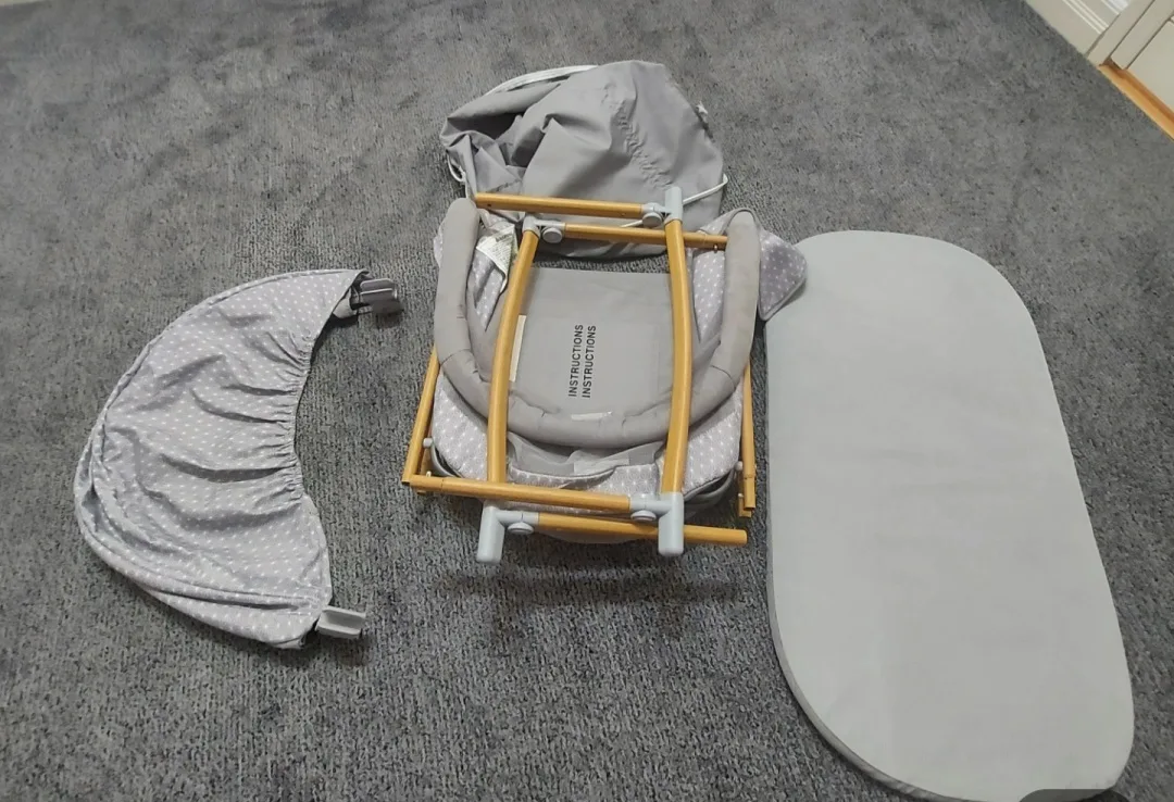 Safety 1st Baby Bassinet with Carry Bag - Grey image indicator(3)