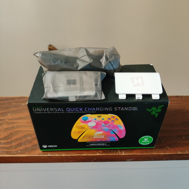 Xbox Forza Horizon 5 Limited Edition Controller + Razor Stand - photo 5