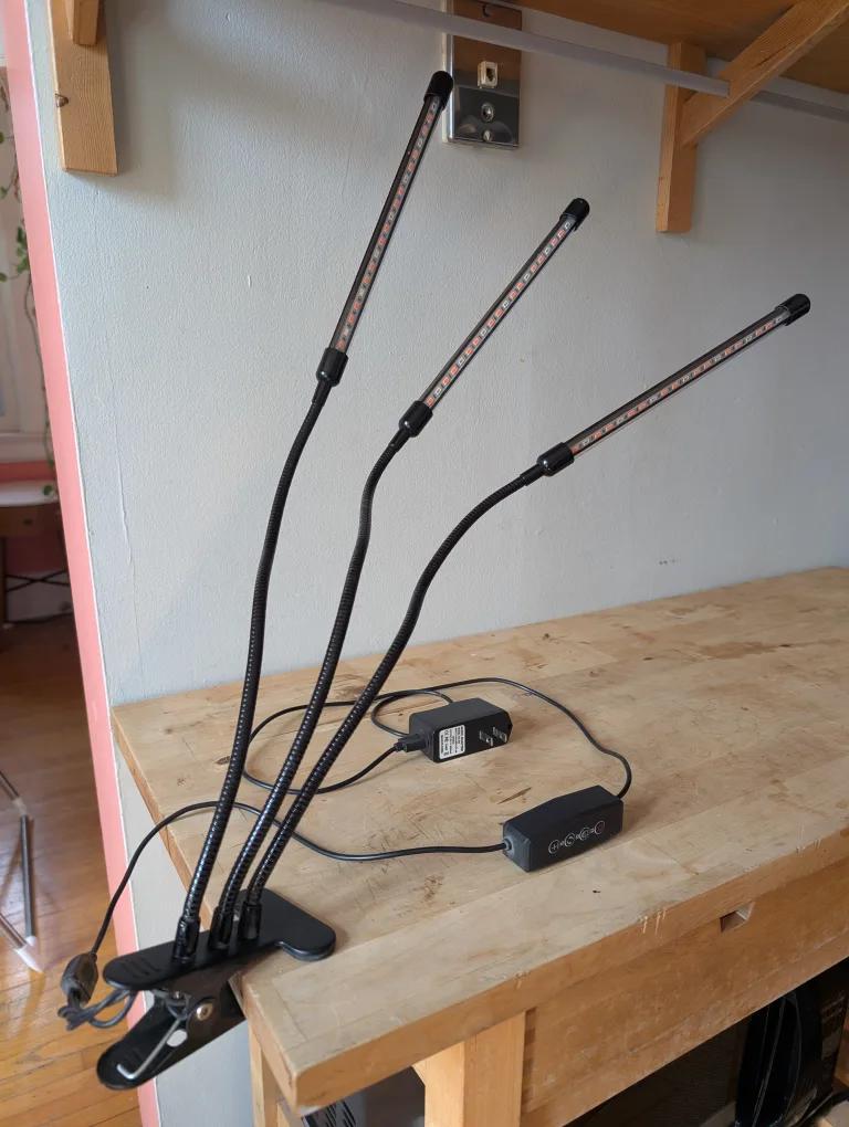 LED Grow Light with Clip image indicator(2)