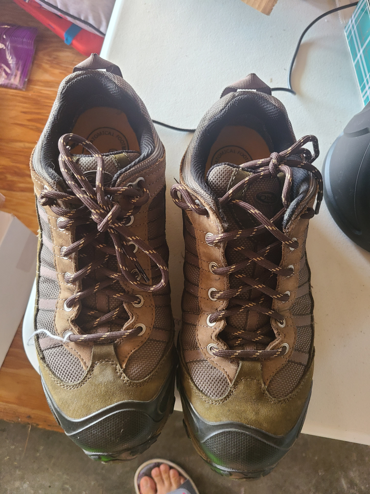Keen Utility Hiking Boots, Size 6