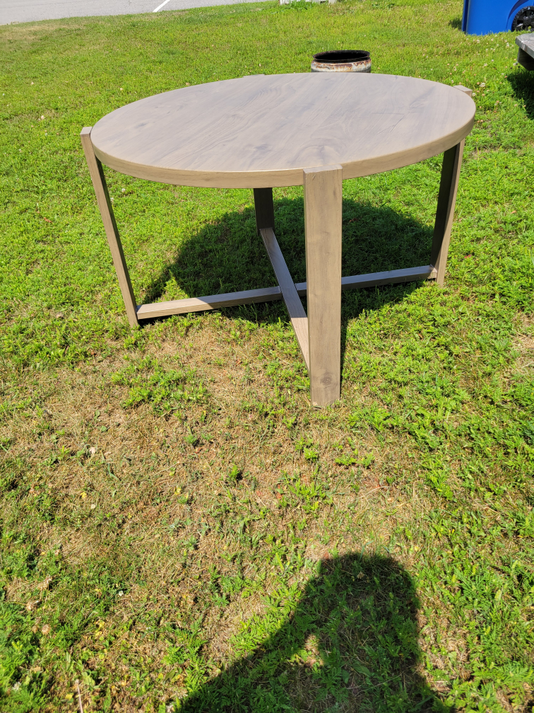 Jysk Aura Round Table