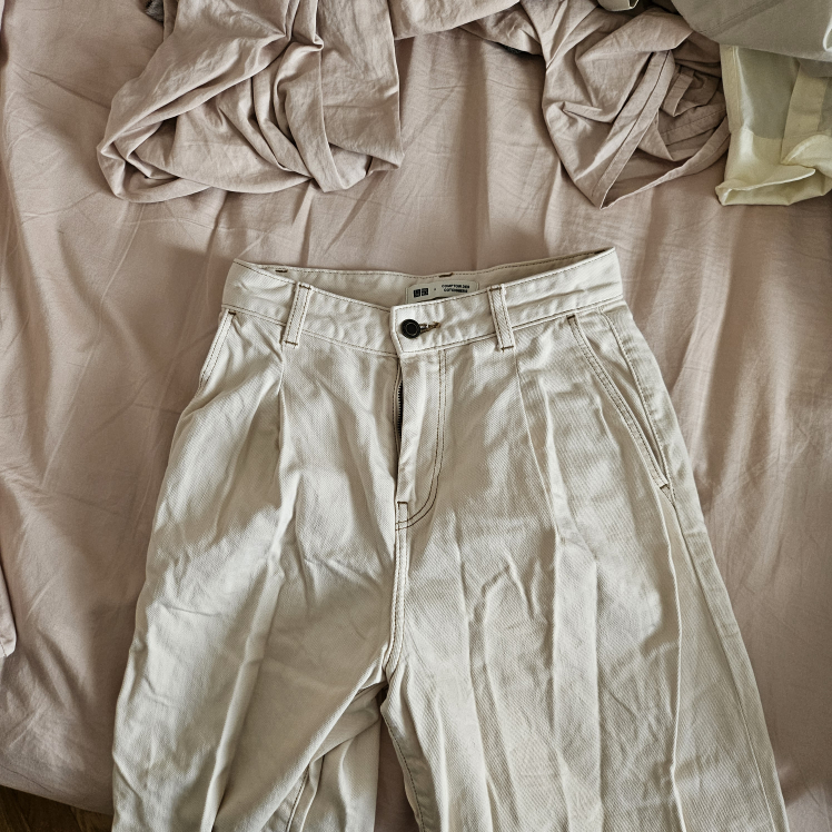 Uniqlo x Comptoir Des Cotonniers Peg Pants - Ivory - photo 2
