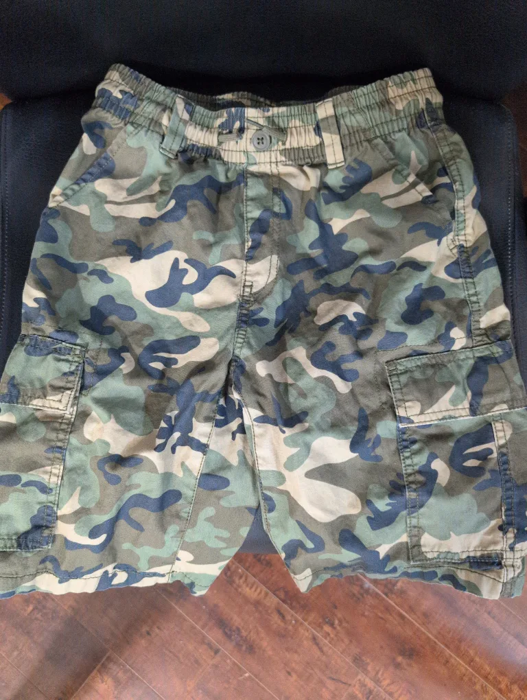 Camouflage Cargo Shorts thumbnail