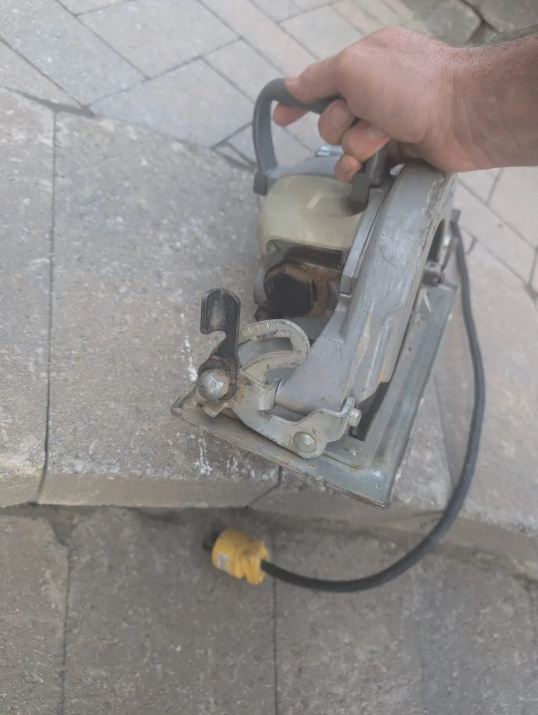 SKILSAW HD77 WORM DRIVE 7 1/2" CIRCULAR SAW image indicator(4)