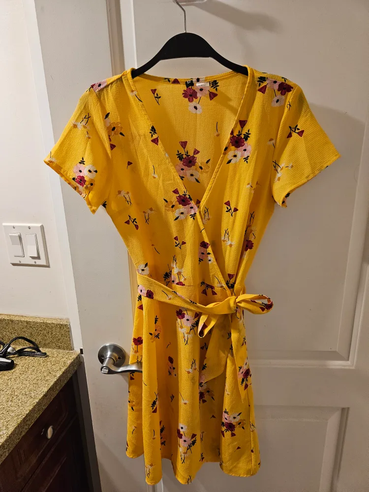 Yellow Floral Wrap Dress 🧡 thumbnail