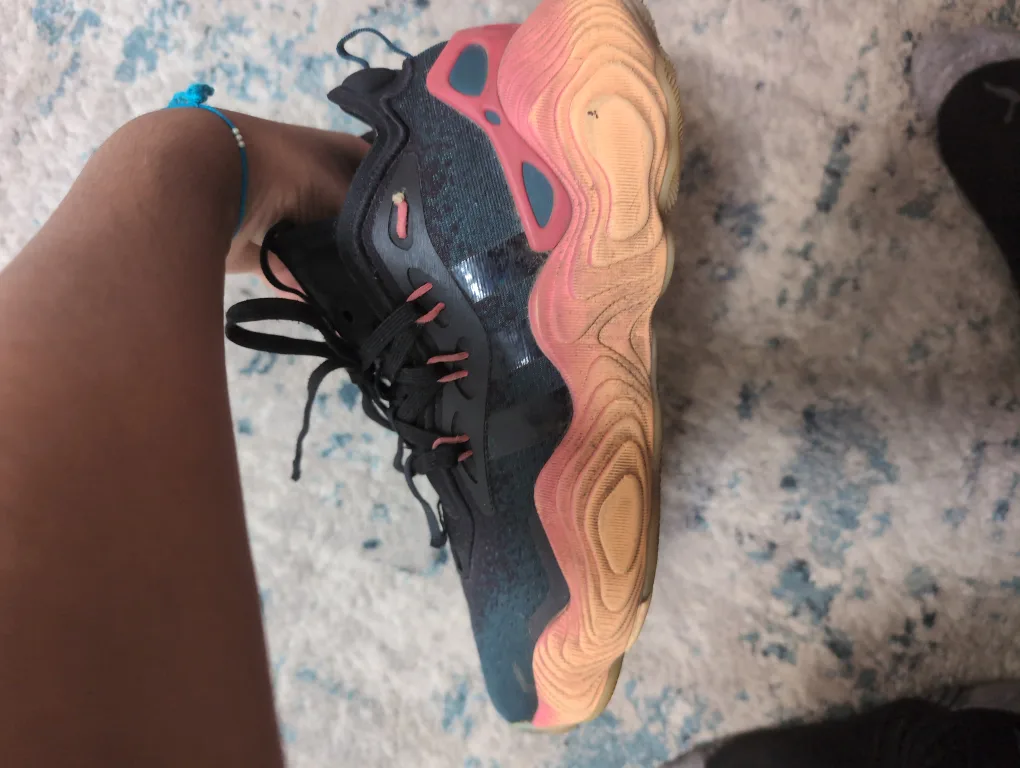 Adidas Trae Young 2.0 Basketball Shoes image indicator(2)