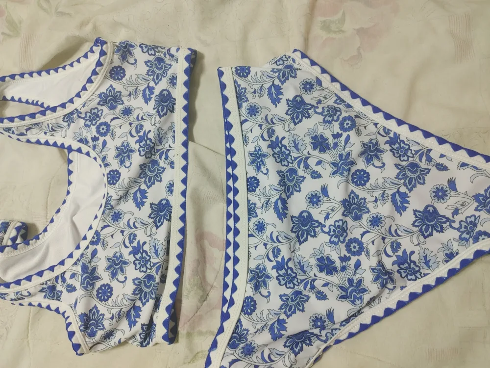 SHEIN Floral Bikini Set - Blue & White thumbnail