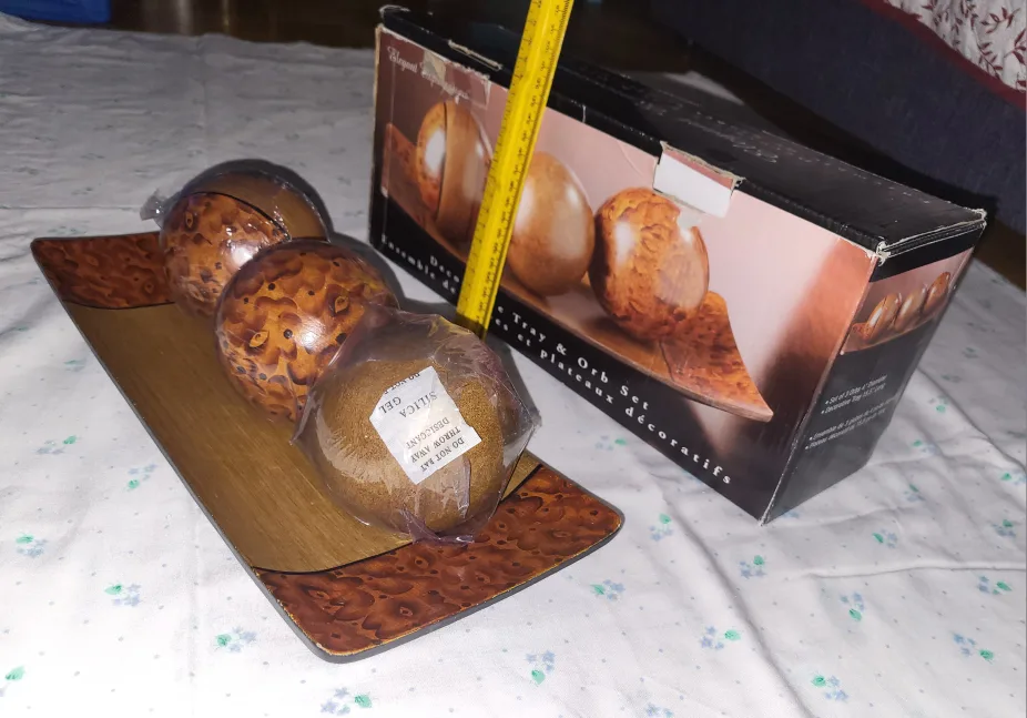 Elegant Expressions: Decorative Tray & Orb Set image indicator(2)