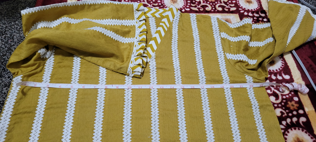 Gold Striped Kurti Set - Size Medium - photo 2