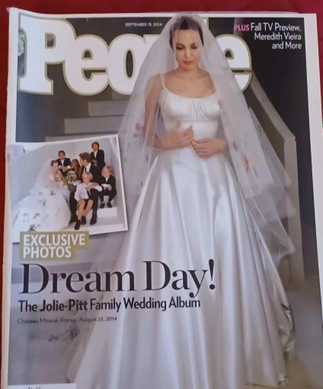 PEOPLE MAGAZINE : JOLIE-PITT FAMILY WEDDING thumbnail