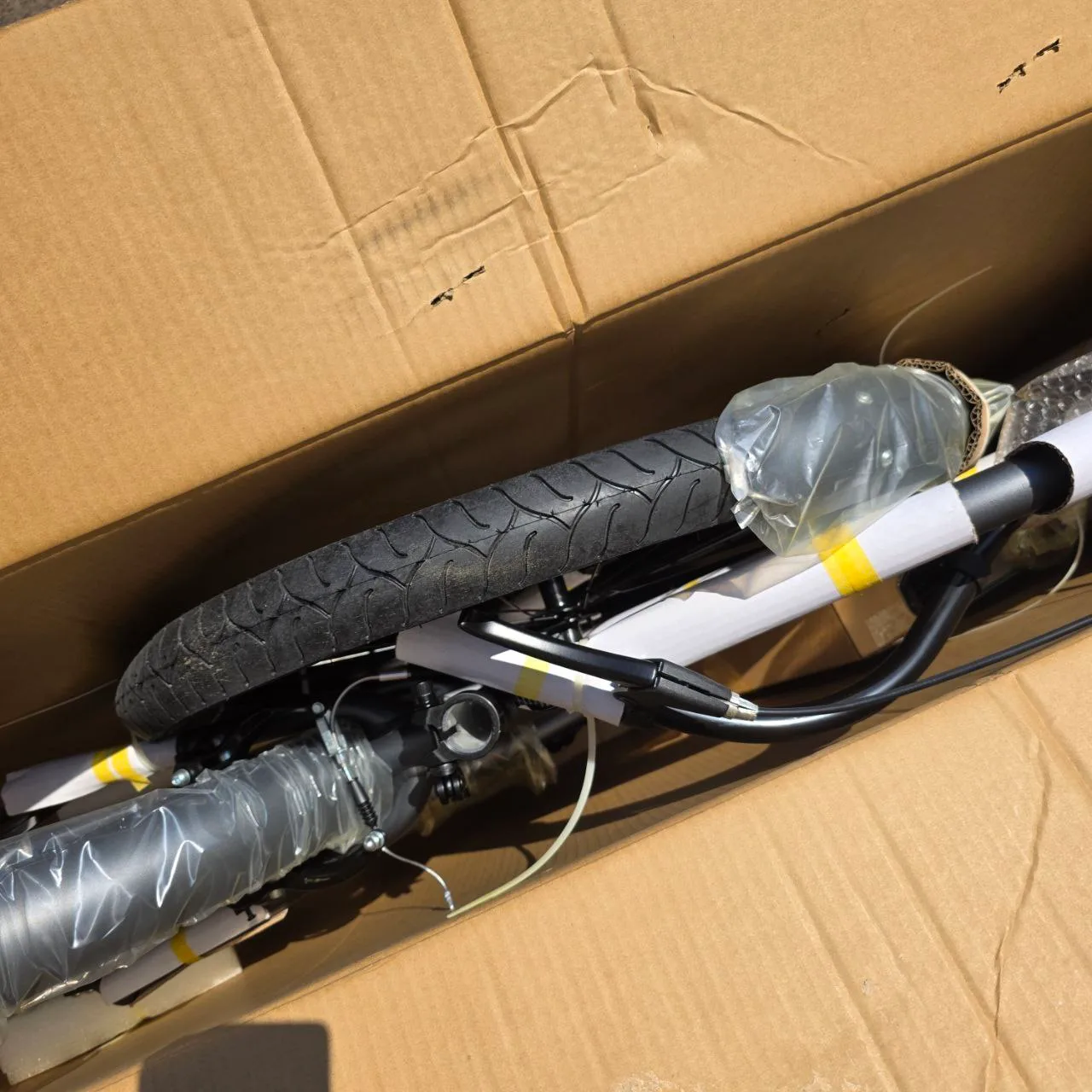 Cruiser Hyper Bicycles 26 image indicator(5)