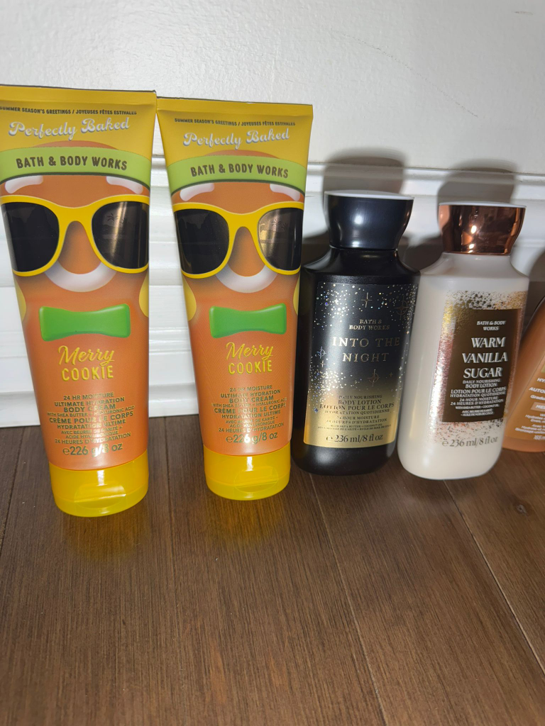 Bath & Body Works Lot - Merry Cookie, Into the Night