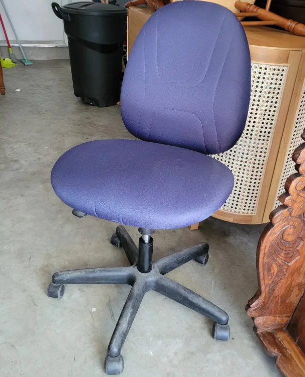 Blue Office Chair For Sale. thumbnail