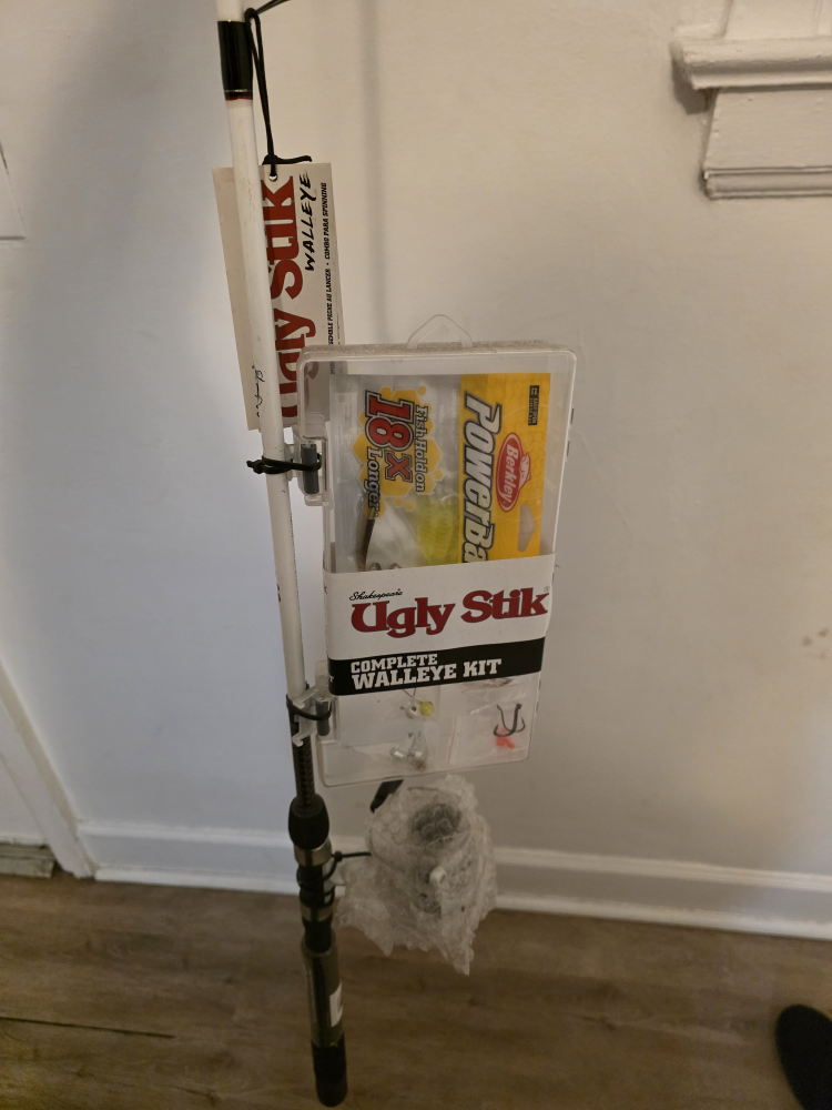 Shakespeare Ugly Stik Walleye Fishing Rod & Reel Combo - photo 3