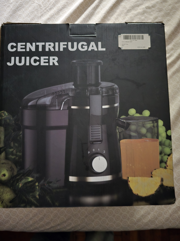 Centrifugal Juicer AMR530 - Like New!