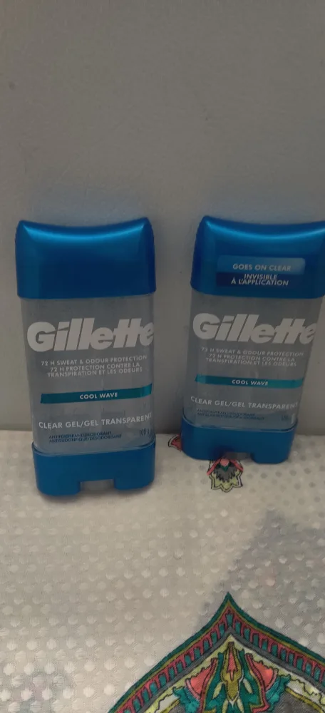 Gillette  Clear Gel Antiperspirant Deodorant x 2 thumbnail