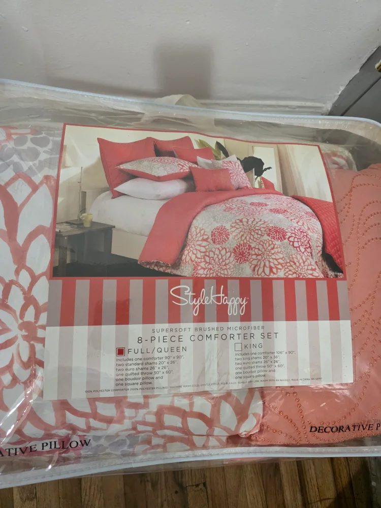 Style Happy 8-Piece Comforter Set Full/Queen thumbnail