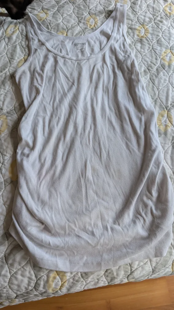 free old navy maternity tank top size large thumbnail