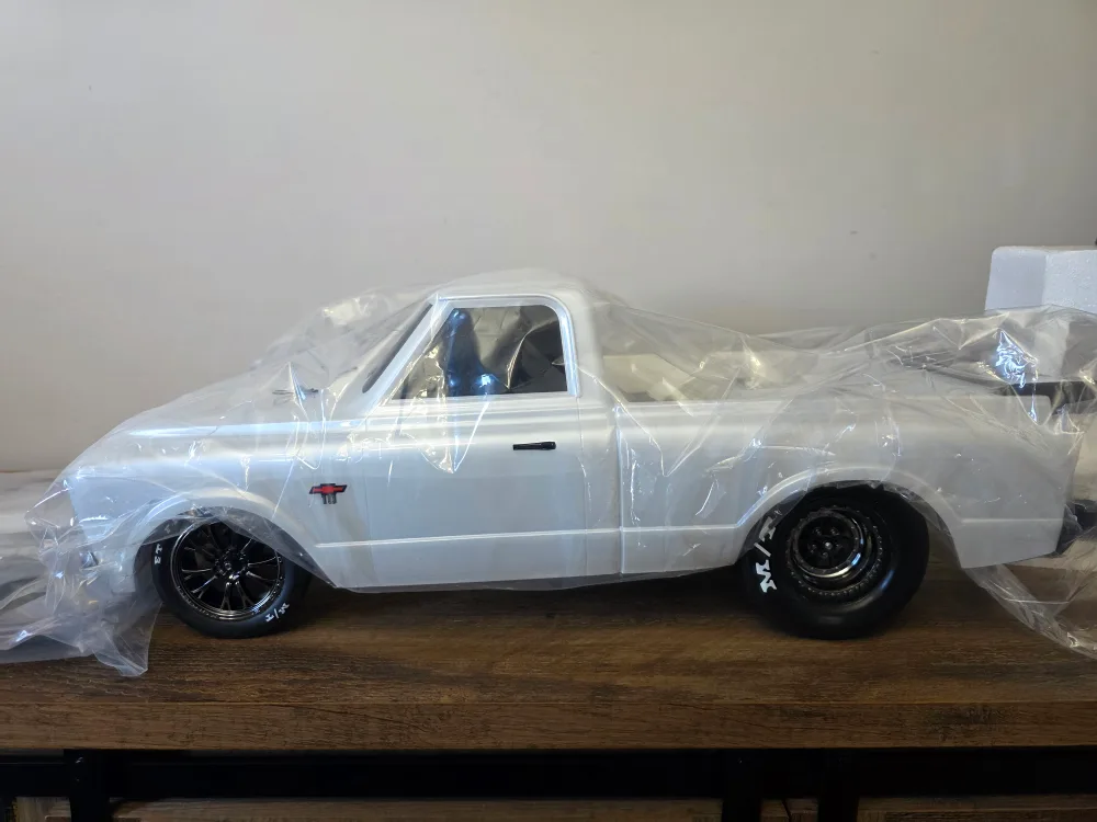 Traxxis C10 Chevy Slash dragster( RTR thumbnail