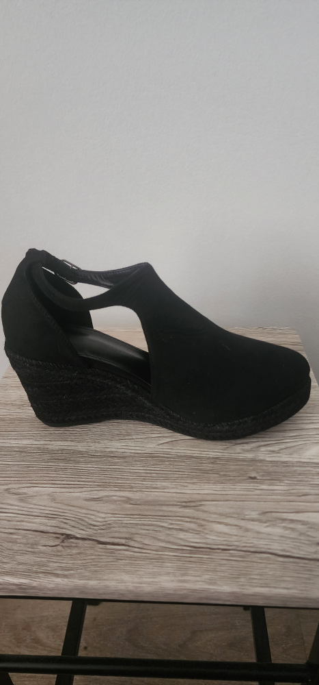 Black Wedge Heel Shoes - Size 40 - photo 2