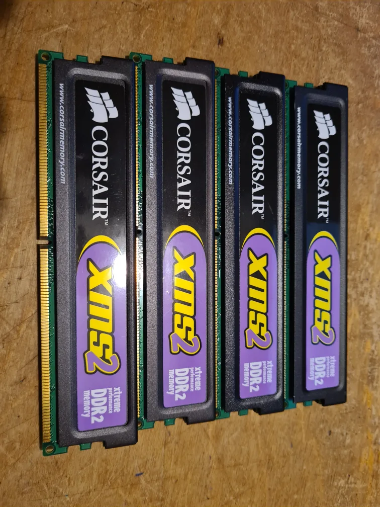 Corsair XMS2 DDR2 RAM 512MB image indicator(2)