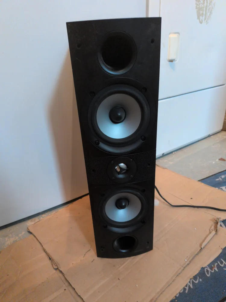 Paradigm Tower Speaker - Black image indicator(2)
