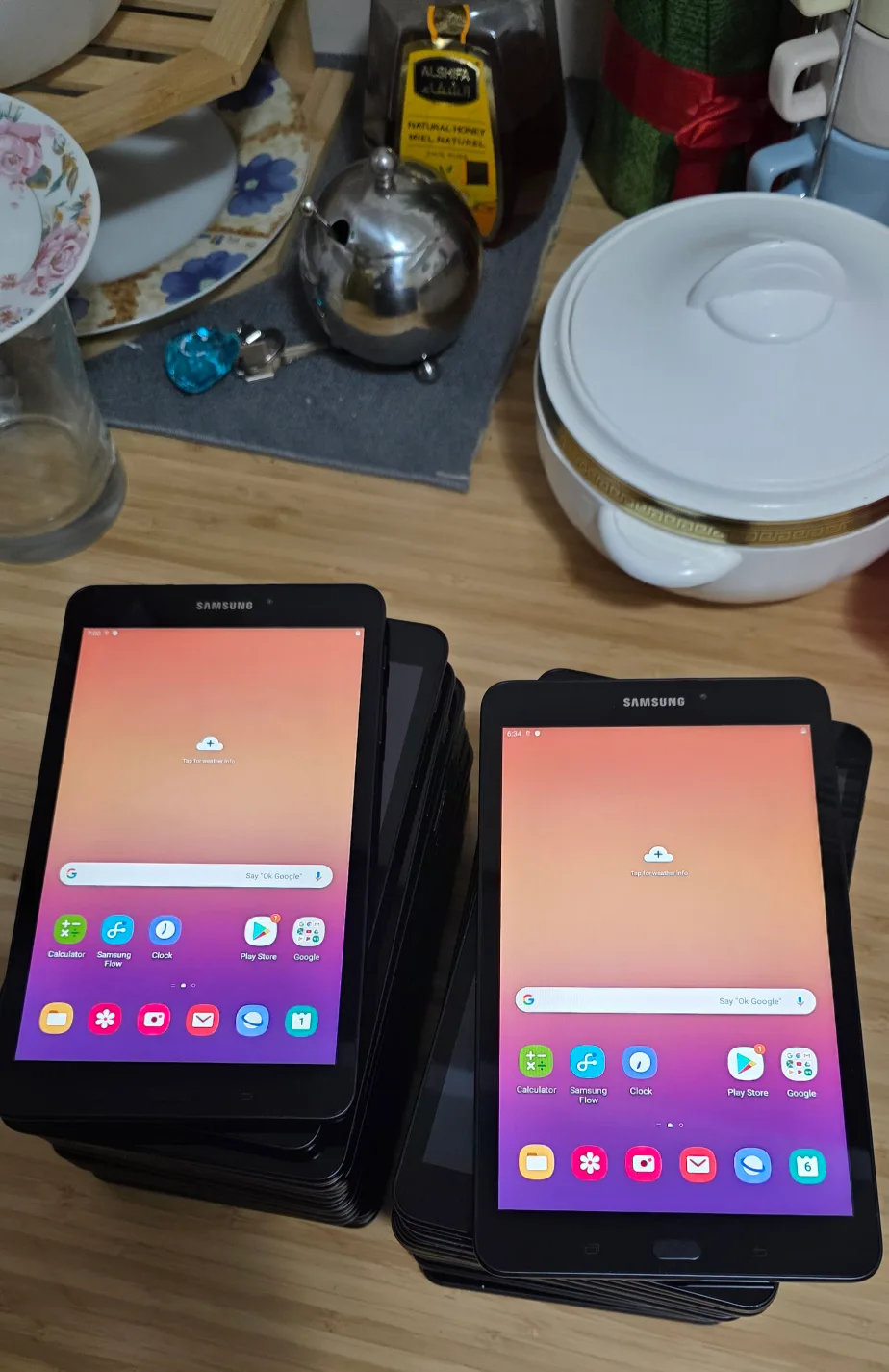 Samsung Galaxy Tablet's A 8 inch thumbnail