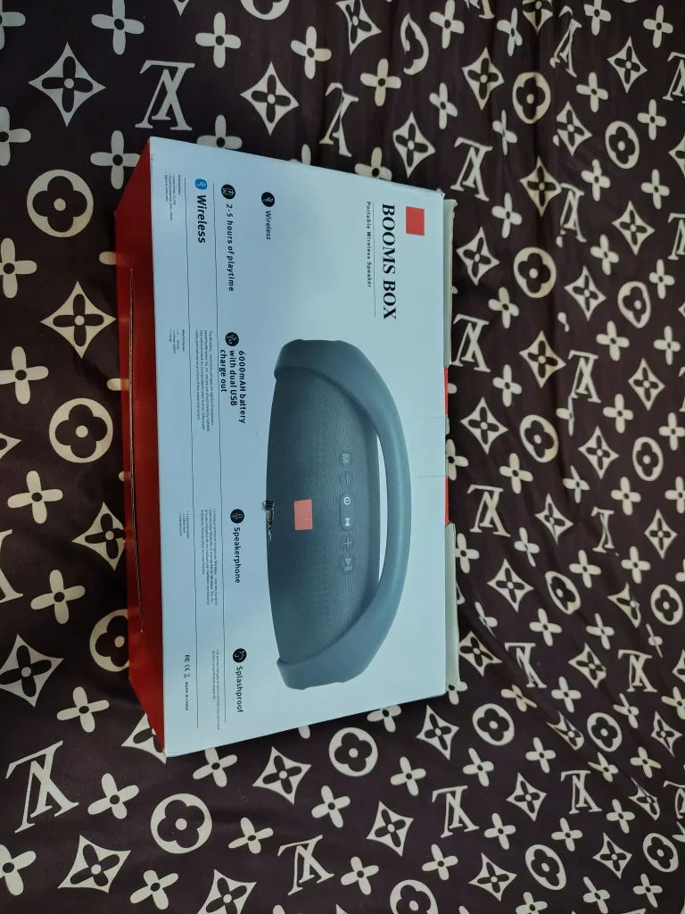 JBL Boombox Portable Wireless Speaker image indicator(7)