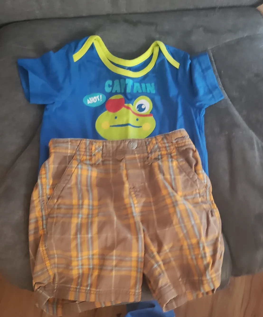 Mixed Baby Clothes Bundle - Size 18-24 Months image indicator(6)